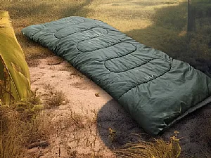 La guía definitiva para elegir el saco de dormir perfecto para acampar
