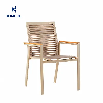 Outdoor-Esszimmerstuhl aus Aluminium und...