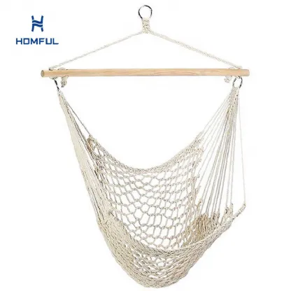 Homful hängender Hängemattenstuhl