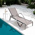 Outdoor-Sonnenliege mit geschwungenen Armlehnen - 11D25E