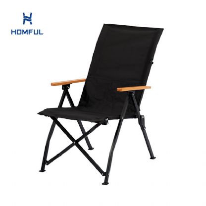 Silla con respaldo plegable y botones