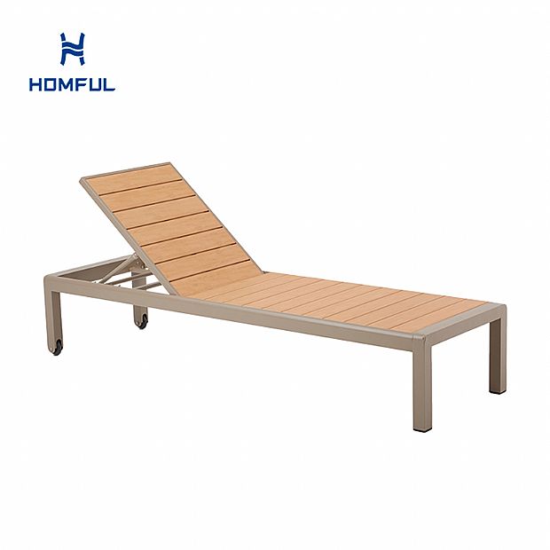 Sillón ajustable de aluminio, plástico y madera con ruedas