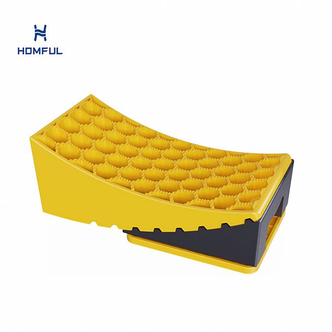 Adjustable HDPE RV Leveling Ramps Camper Wheel Chocks